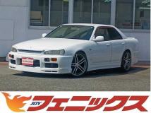 2000 Nissan Skyline