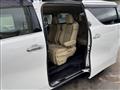 2018 Toyota Alphard Hybrid