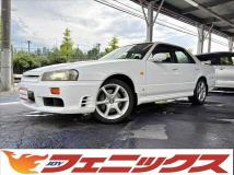 1998 Nissan Skyline