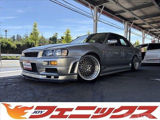 1999 Nissan Skyline