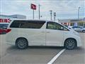 2013 Toyota Alphard Hybrid