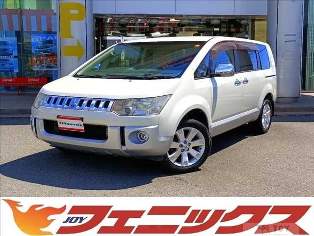 2012 Mitsubishi Delica D5