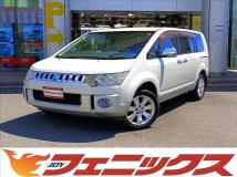 2012 Mitsubishi Delica D5