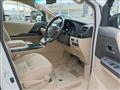 2013 Toyota Alphard Hybrid