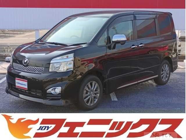 2013 Toyota Voxy