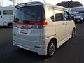 2011 Mitsubishi Delica D2