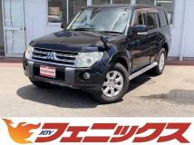 2009 Mitsubishi Pajero