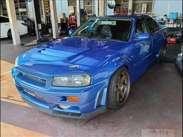 2000 Nissan Skyline