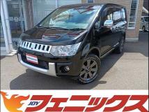 2017 Mitsubishi Delica D5
