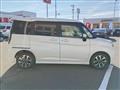 2021 Mitsubishi Delica D2