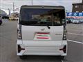 2022 Daihatsu Tanto