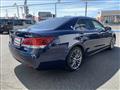 2015 Toyota Crown Hybrid