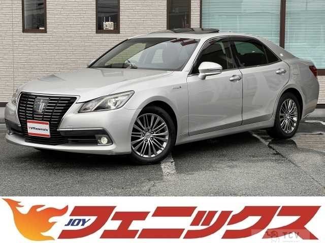 2015 Toyota Crown Royal Series