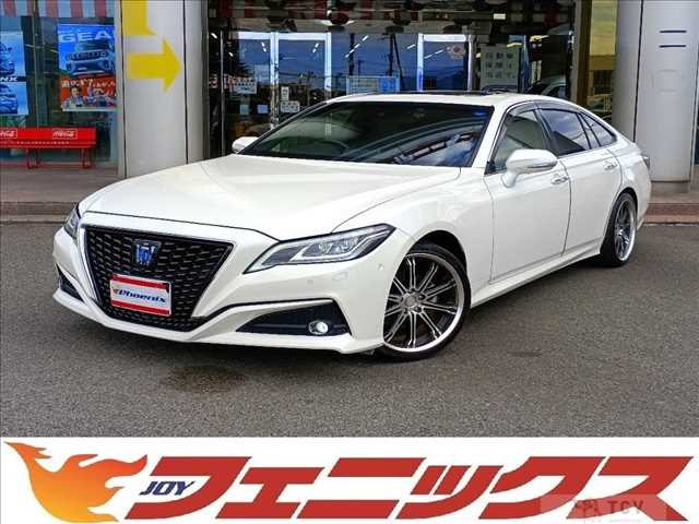 2020 Toyota Crown Hybrid