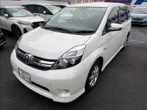 2014 Toyota Isis