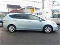 2012 Toyota PRIUS α