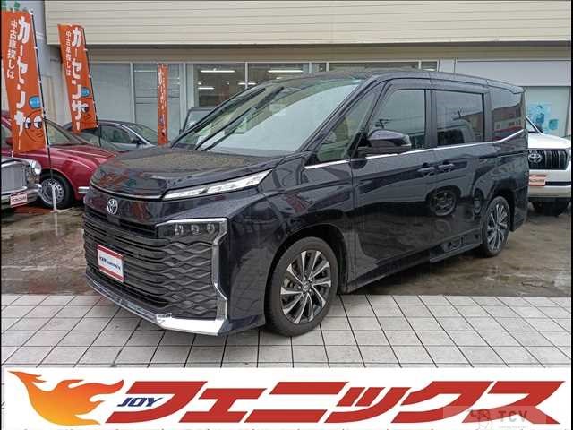 2022 Toyota Voxy
