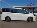 2017 Toyota Voxy