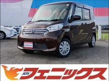 2014 Nissan ROOX