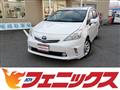 2012 Toyota PRIUS α