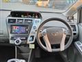 2012 Toyota PRIUS α
