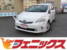 2012 Toyota PRIUS α