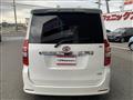 2012 Toyota Noah