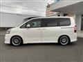 2012 Toyota Noah
