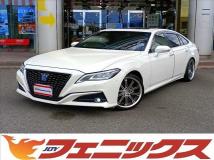 2020 Toyota Crown Hybrid