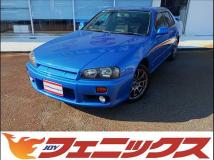 2000 Nissan Skyline