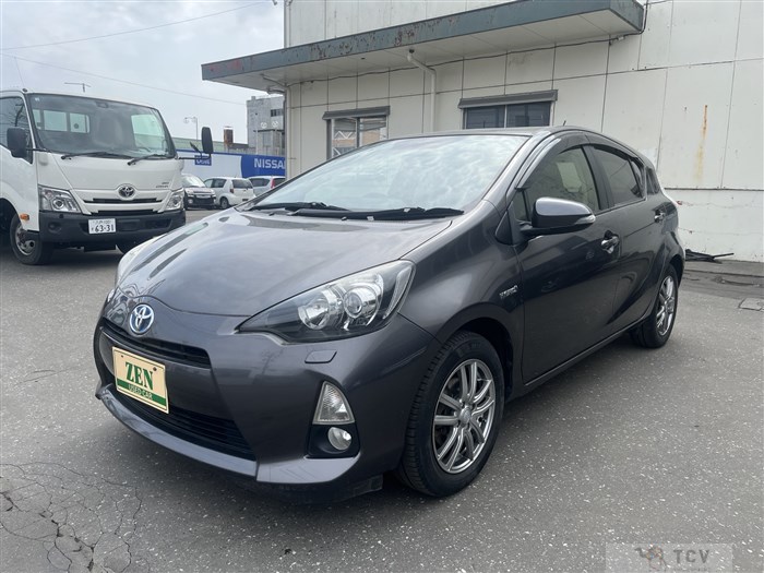 2014 Toyota AQUA
