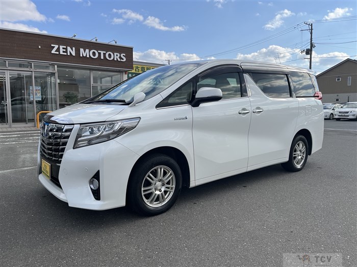2017 Toyota Alphard Hybrid
