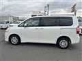 2010 Toyota Noah