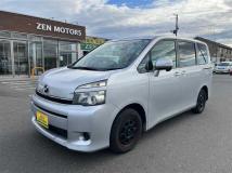 2012 Toyota Voxy