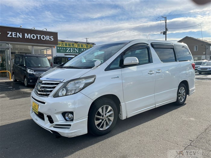 2012 Toyota Alphard Hybrid