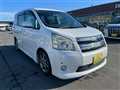 2008 Toyota Noah