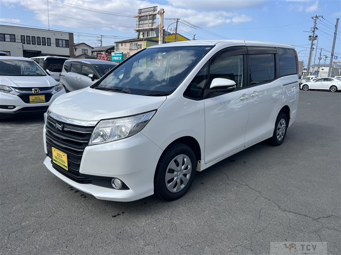 2014 Toyota Noah