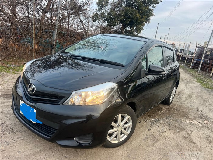 2011 Toyota Vitz