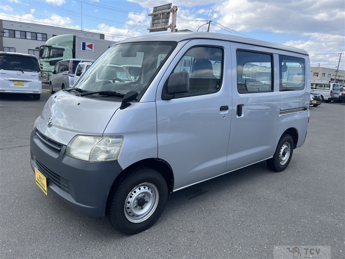 2011 Toyota Liteace Van
