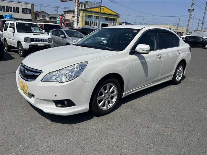Subaru Legacy B4