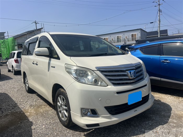 2012 Toyota Alphard Hybrid