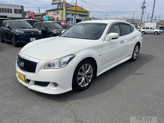 2012 Nissan Fuga