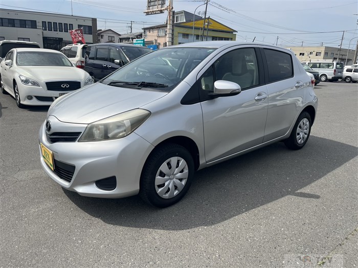 2013 Toyota Vitz