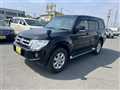 2013 Mitsubishi Pajero