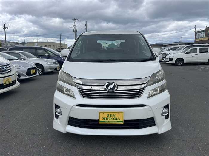 Toyota Vellfire 2014 photo 2
