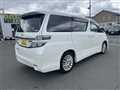 2014 Toyota Vellfire