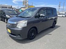 2013 Toyota Noah