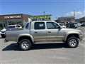 2002 Toyota Hilux Sports Pickup