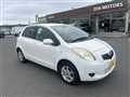 2005 Toyota Vitz