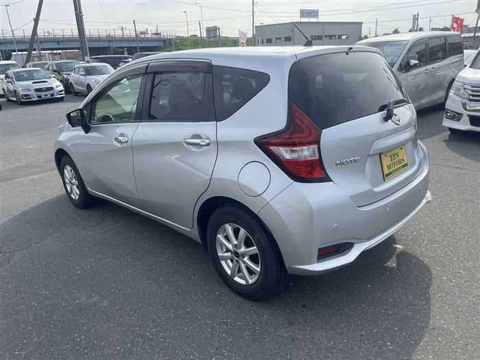 Nissan Note 2017 photo 5
